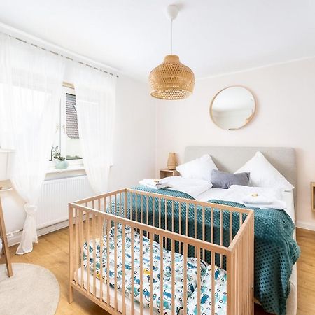 Stay Awesome - Familien-Apartment Am Botanischen Garten Kassel Luaran gambar